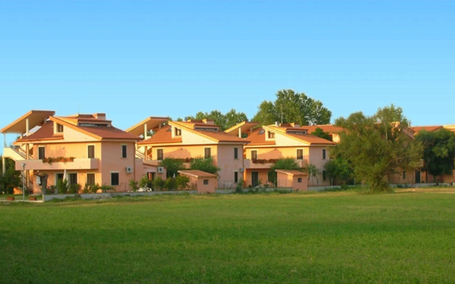 Hotel Park Village
