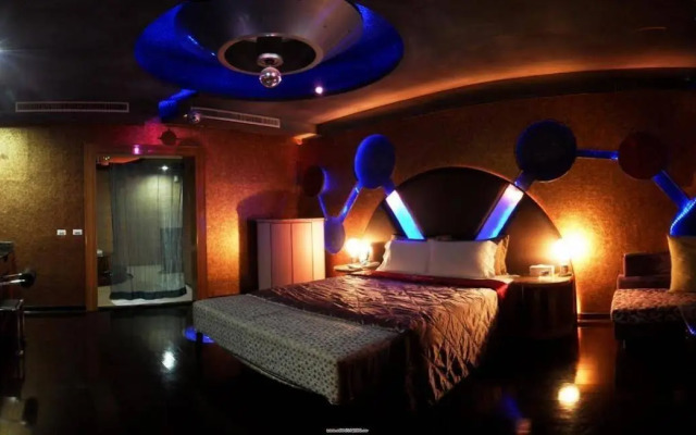 Wei Feng Exquisite Motel Pintung Branch