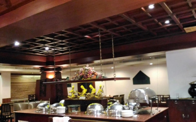 Taj Tristar
