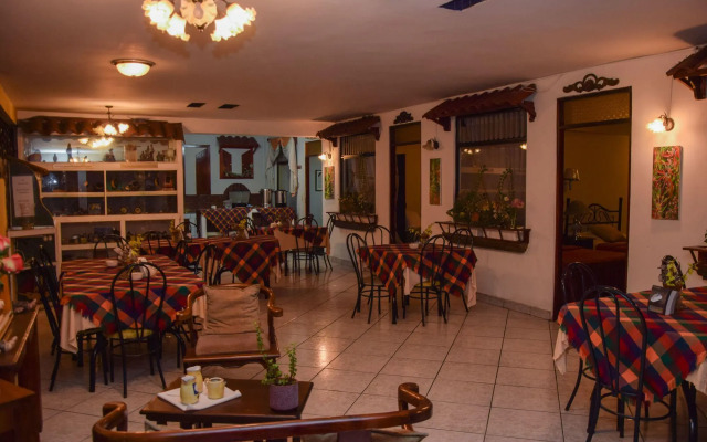 Hotel Amón Real