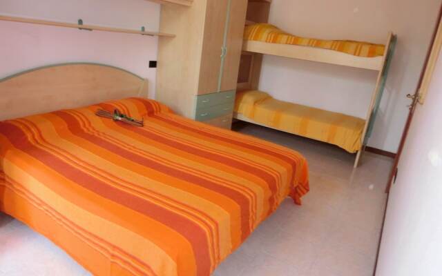 Family-friendly Poolside Tranquility