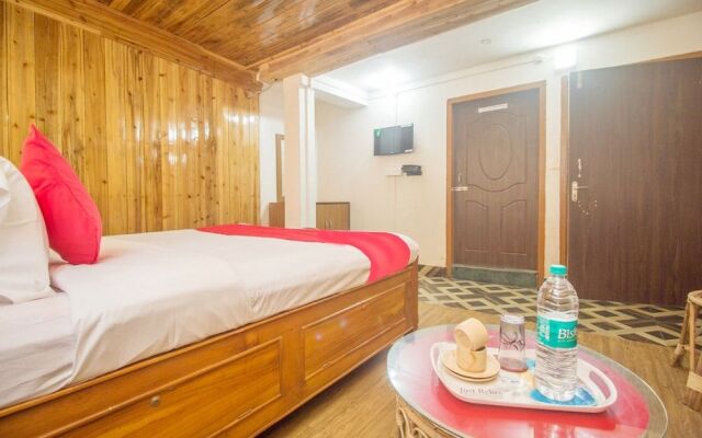 Goroomgo Neerala Dreams Darjeeling