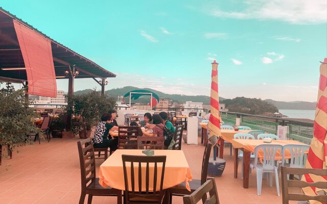 Royal Agate Beach Resort