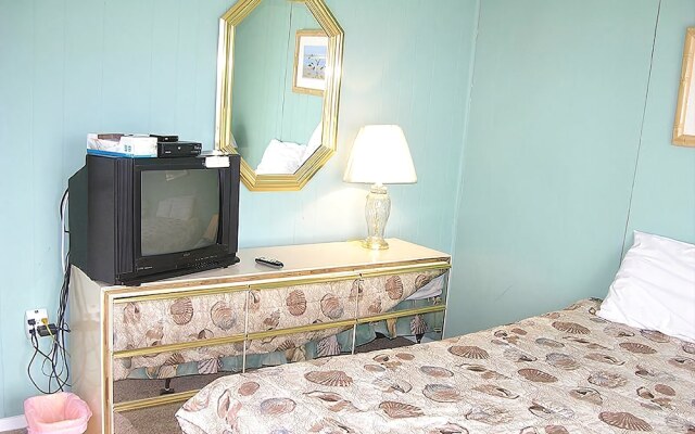 Gullway Villas 2628 202A 2 Br condo by RedAwning