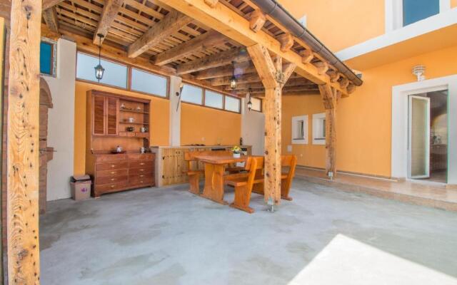 Apartments Sare
