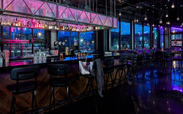 MOXY Minneapolis Uptown