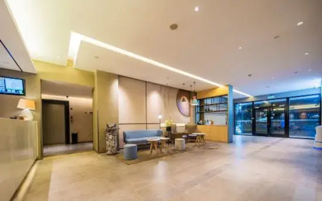 Home Inn (Chengdu339dianshita Xinhong Road)