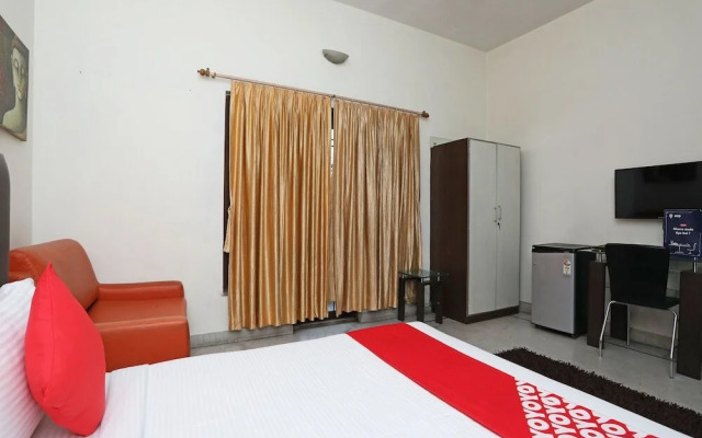 OYO 1235 Salt Lake Sector 1