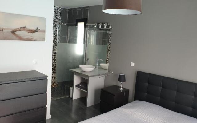 VILLA avec piscine chauffée