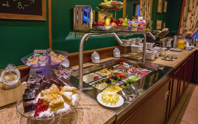 Warsaw - Apartments Apartamenty Sadyba