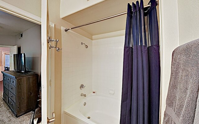 15095 Scottsdale - 2 Br Condo