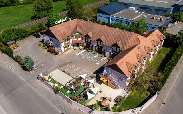 East Hotel