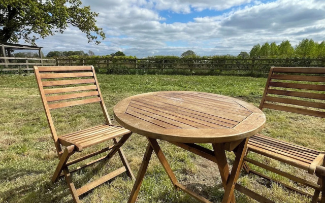 The Paddock Glamping - Clover 2