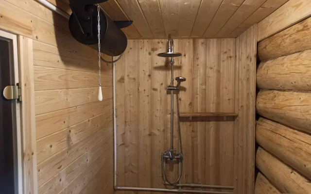 Дом Ялоранта на улице Прибрежная 34