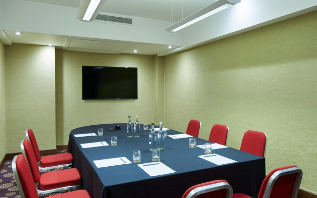 Courtyard by Marriott London Gatwick Airport