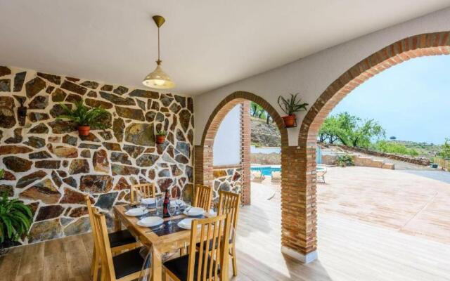 Villa Asuncion Arenas by Ruralidays