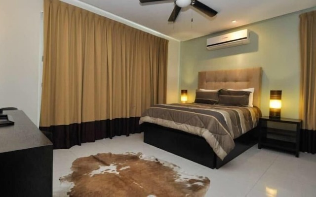 Oasis 12 by Realty Group