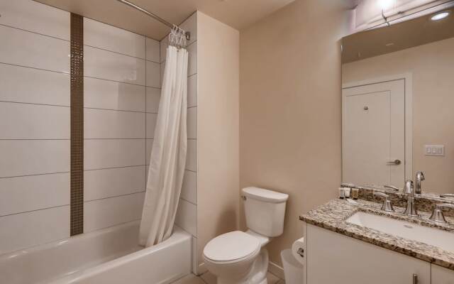 2 Bedroom  2 Bathroom Stunner