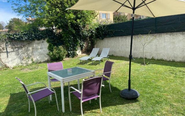 Studio Climatise Avec Piscine Et Jardin