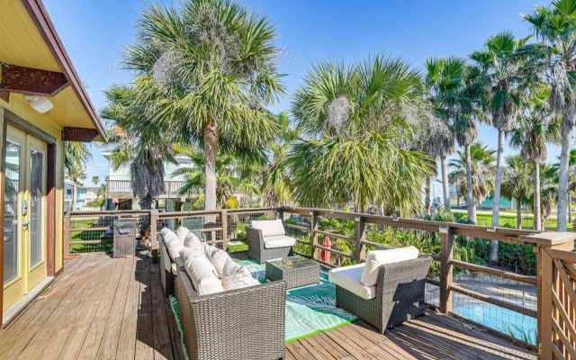Private Pool, Deck & Patio: Galveston Oasis!
