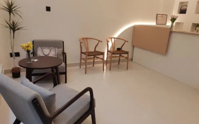 Yilu Homestay (Huangling Scenic Area Branch)