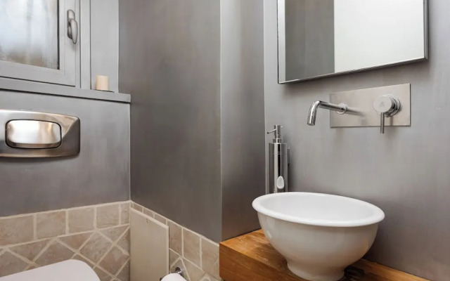 Vouliagmeni Exclusive Residence