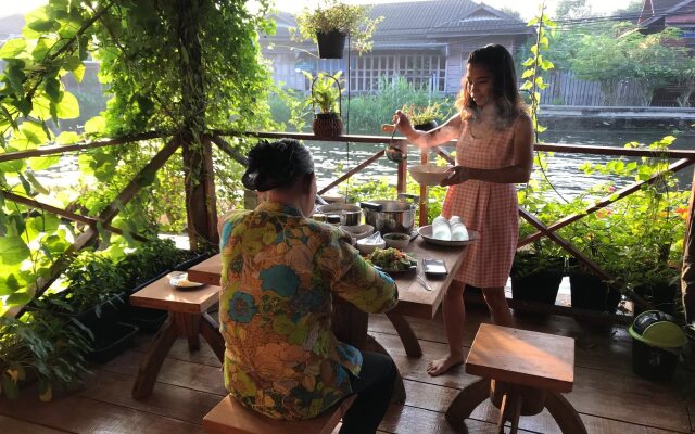 Maa Damnoen B&B