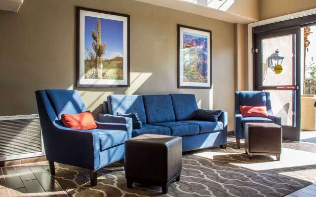 Spark by Hilton Glendale Phoenix North
