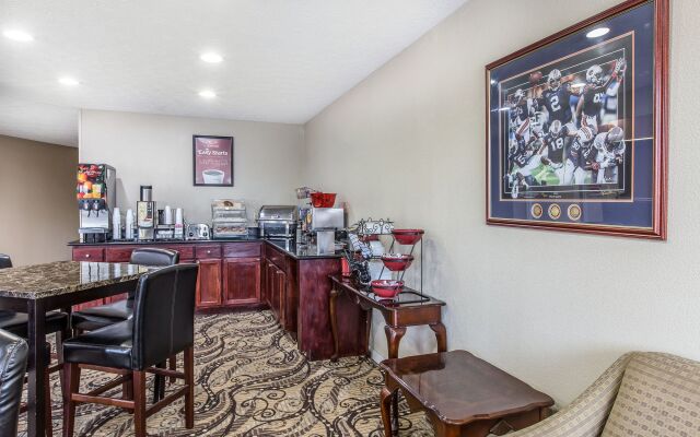 Auburn Lodge Near University