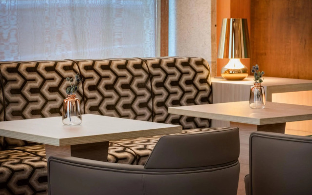 AC Hotel Palacio Universal by Marriott