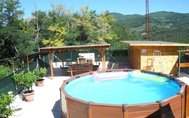 Spacious Holiday Home in Lucca With Swimming Pool