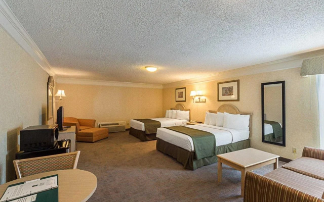 Quality Inn Near Lake Marble Falls