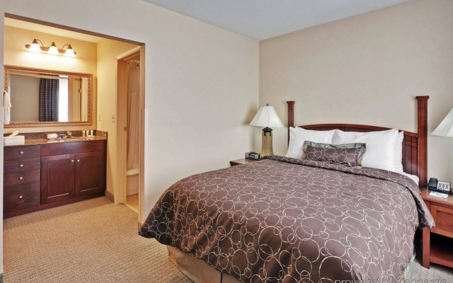 Hawthorn Suites by Wyndham Williamsville Buffalo Airport