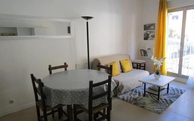 Appartement Cauterets, 2 pièces, 6 personnes - FR-1-234-231