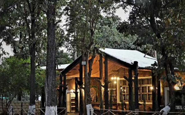 Tigerwoods Kanha Resorts & Spa