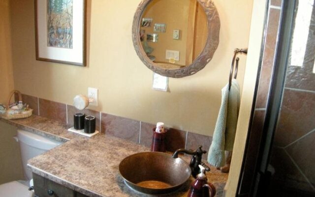 Bighorn Ridge Guesthouse