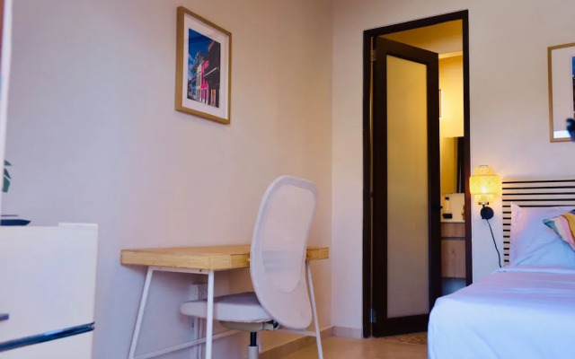 Room 13: Breezy Veranda Stay w/ City Views