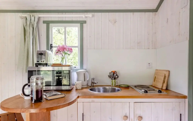 Shepherd's Hut