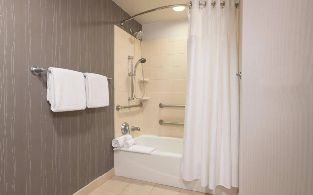 Courtyard by Marriott Newark-University of Delaware