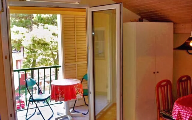 Apartment and Rooms Katica