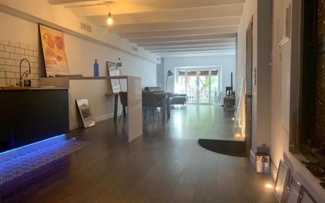 Luxury loft 120 m2 in best area