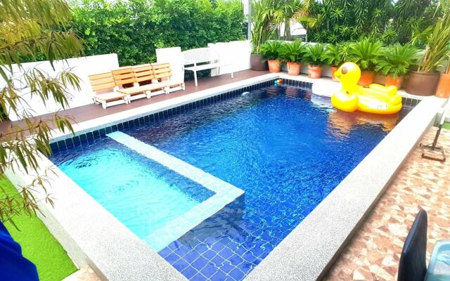 Panbuddee Pool Villa