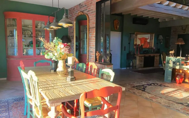 Large Air-conditioned Villa in Arles