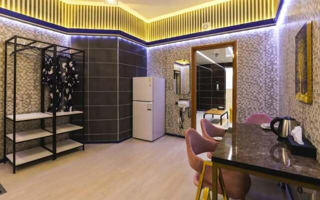Hotel Eat Com