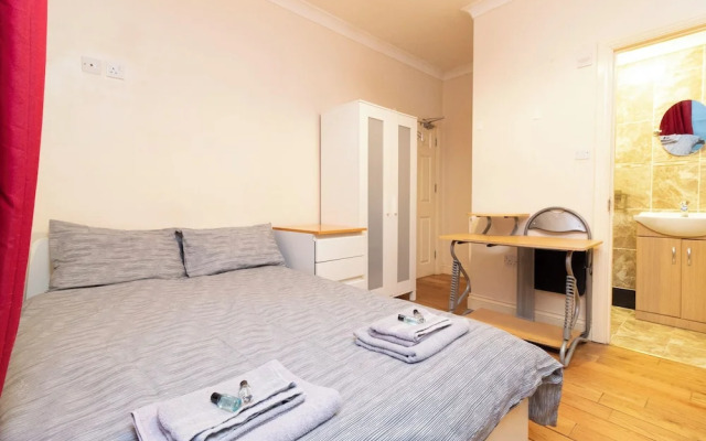 Cosy studio flat in the Polygon