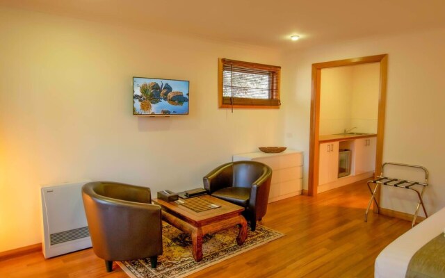 Lake St Clair Lodge