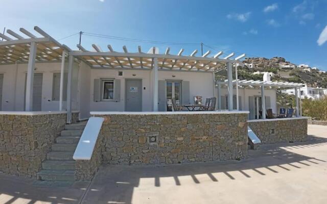 1Path Wave Mykonos Super Paradise Beach House