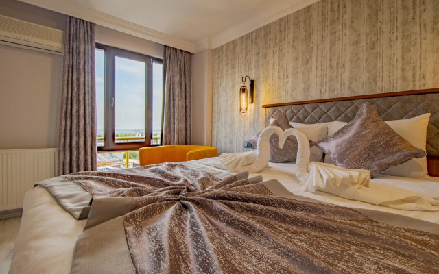 Avrasya Port Hotel