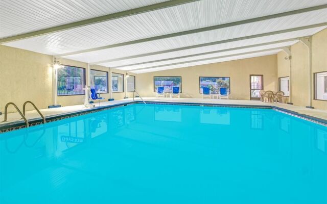 Days Inn Knoxville North