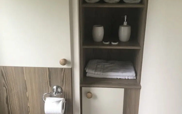 Beautiful 2-bed Caravan in Stratford-upon-avon
